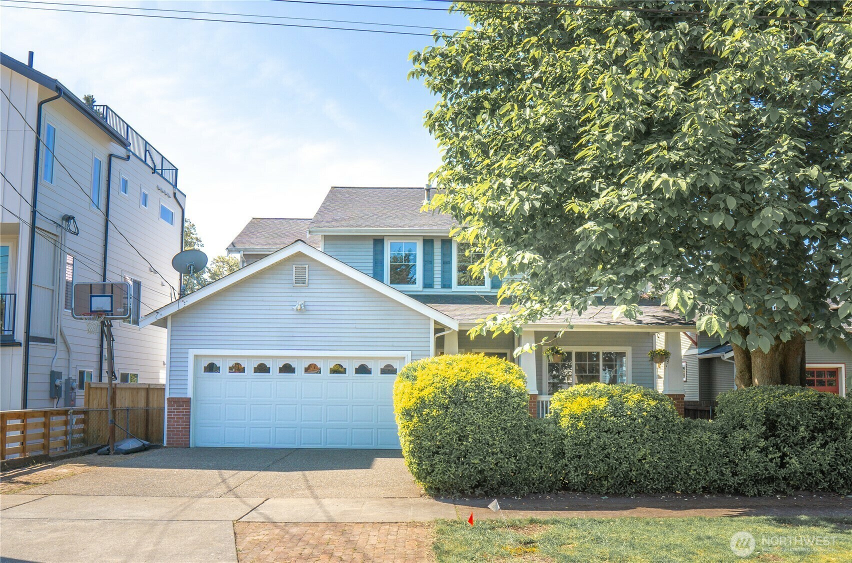 Property Photo: 643 NW 77th Street WA 98117