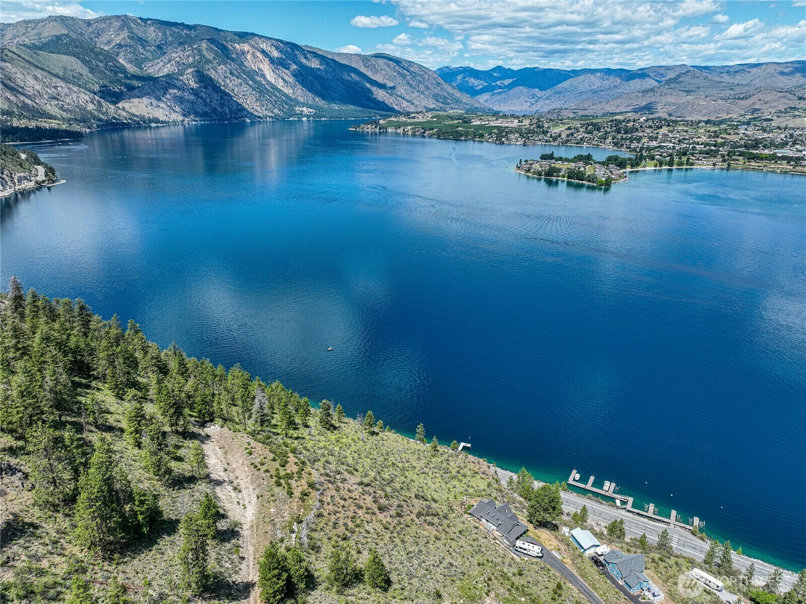 4620  South Lakeshore Rd.  Chelan WA 98816 photo