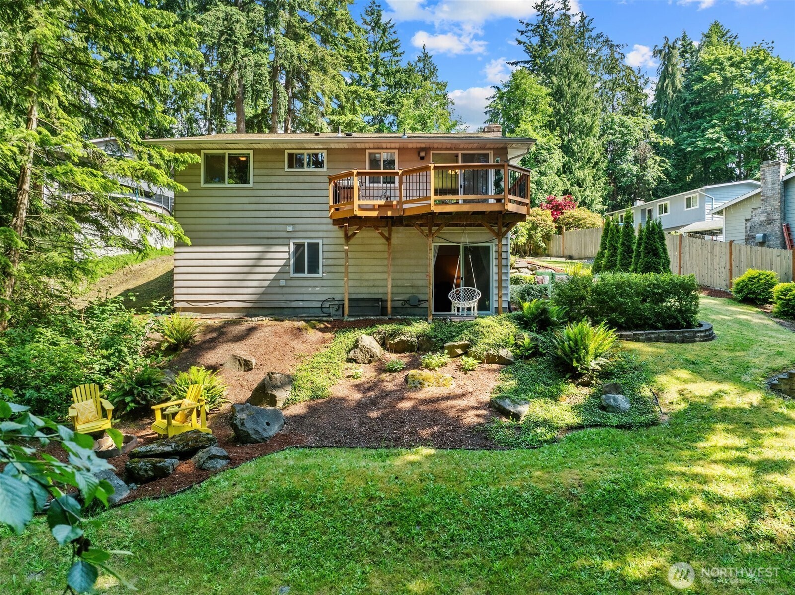 Property Photo:  5629  146th Street SW  WA 98026 