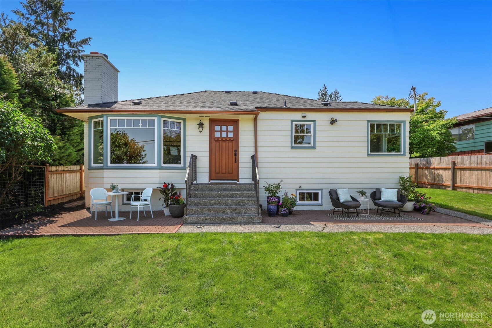 Property Photo: 4437 34th Avenue S WA 98118