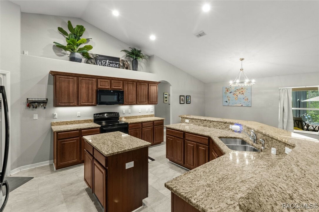 Property Photo: 1256 W Sphere Place FL 34465