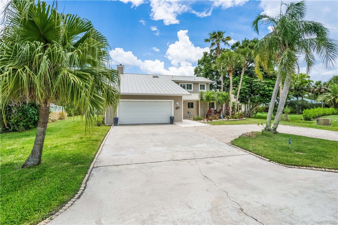 Property Photo: 27 Sea Gull Avenue FL 32960