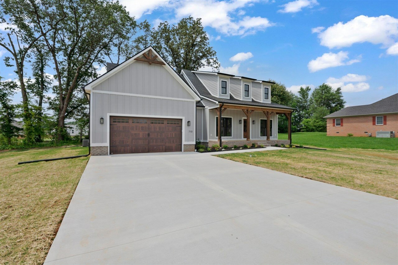 Property Photo: 710 Rolling Road Drive Lot 35 KY 42134