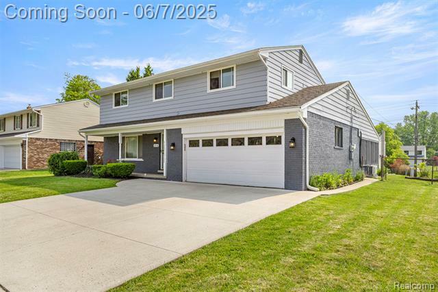 Property Photo: 16716 Ronnie Lane MI 48154
