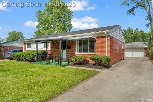 Property Photo: 6727 Niagara Street MI 48174
