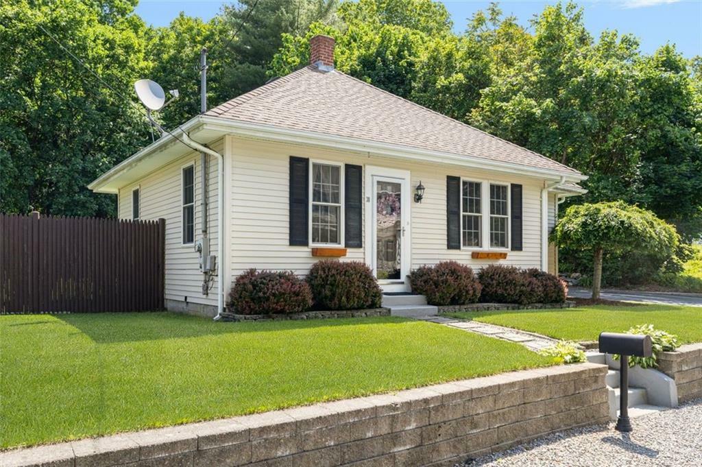 Property Photo: 30 Lincoln Street RI 02917