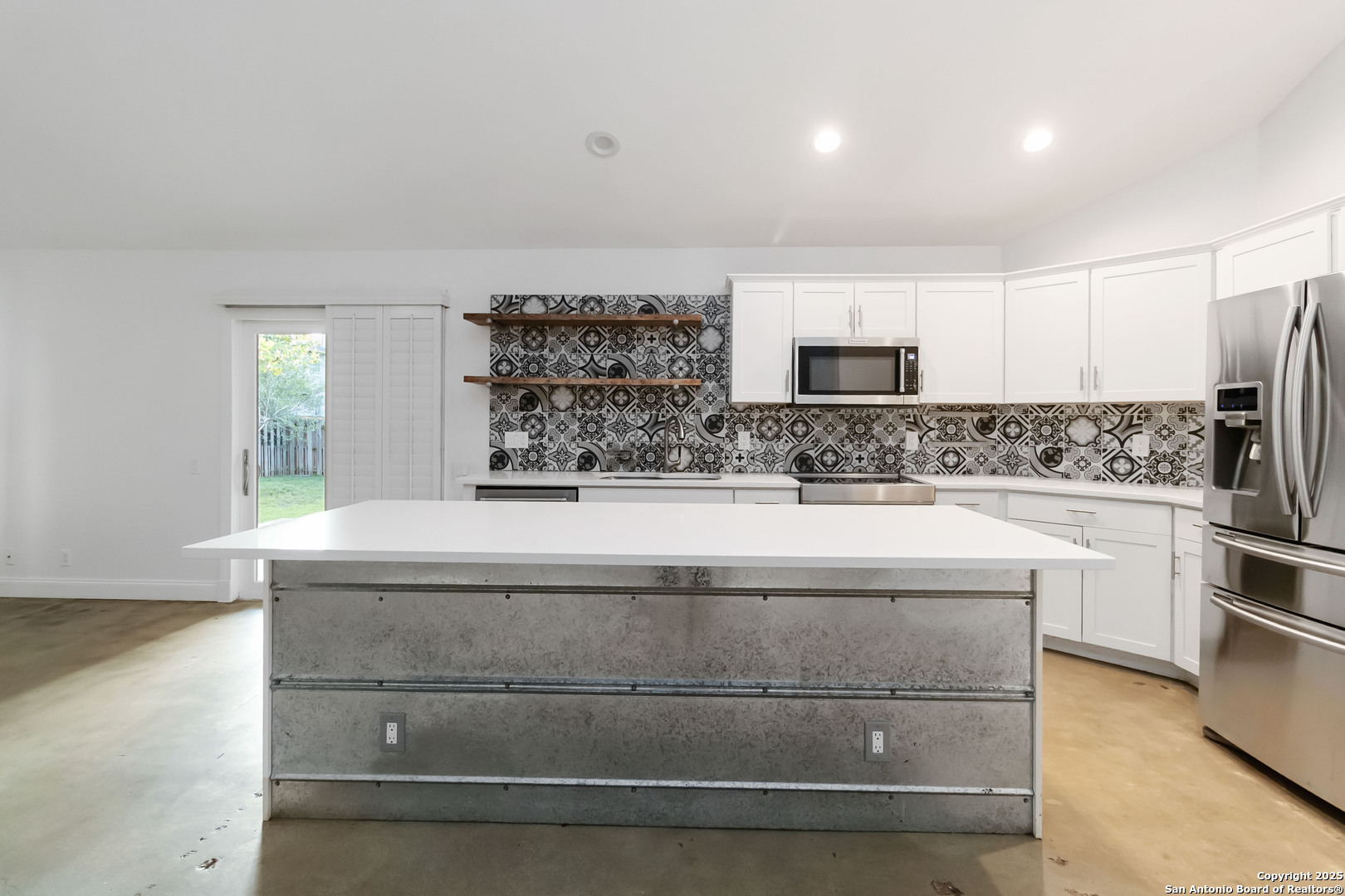 Property Photo: 942 Lightstone TX 78258