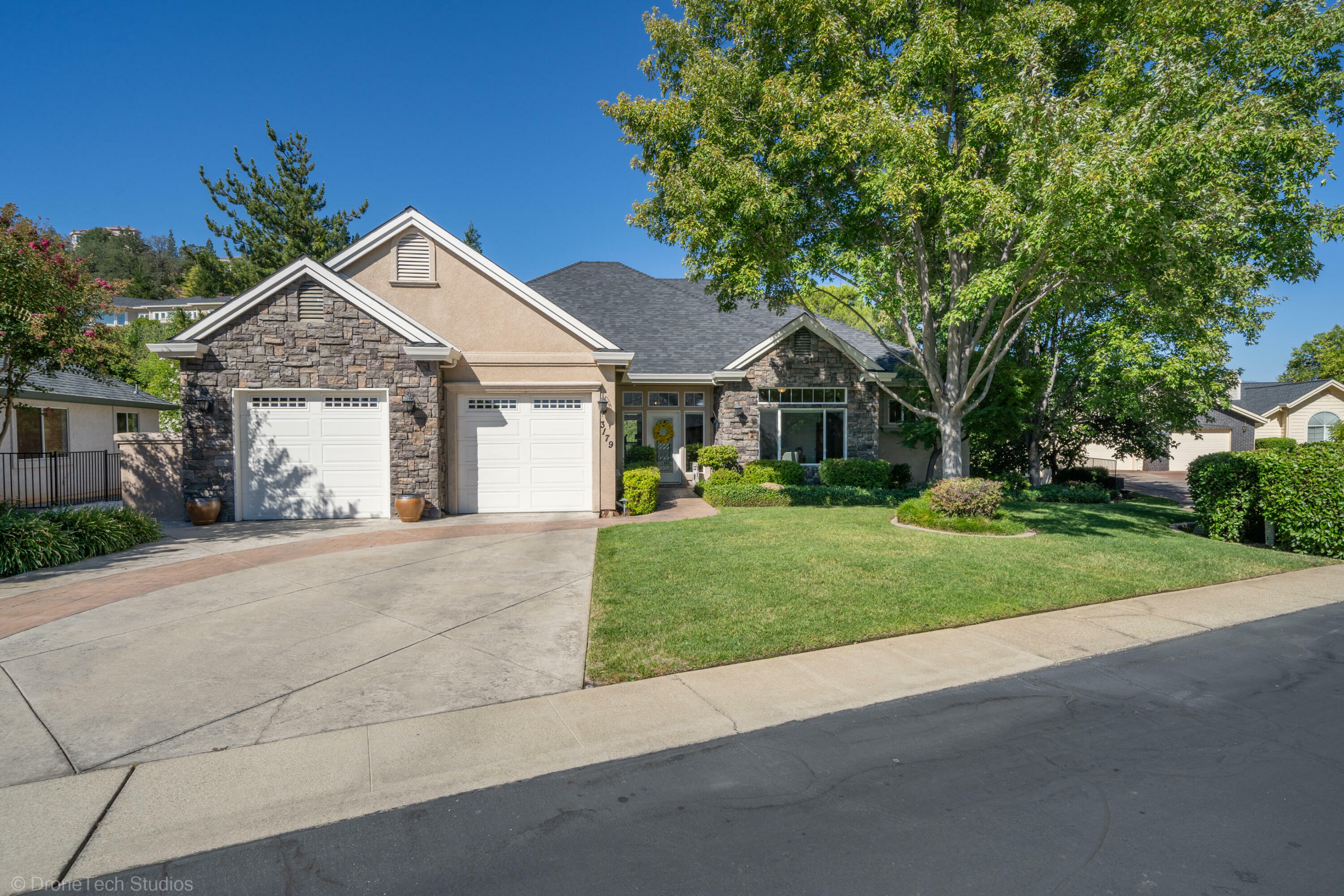 3179 Pinot Path  Redding CA 96001 photo
