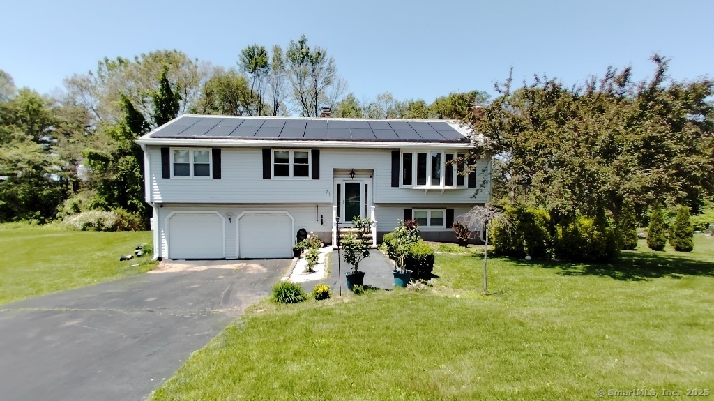 71 Sentinel Hill Road  North Haven CT 06473 photo