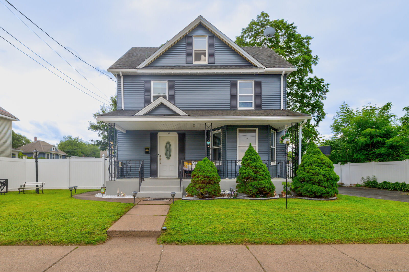 Property Photo: 16 Flower Street CT 06040