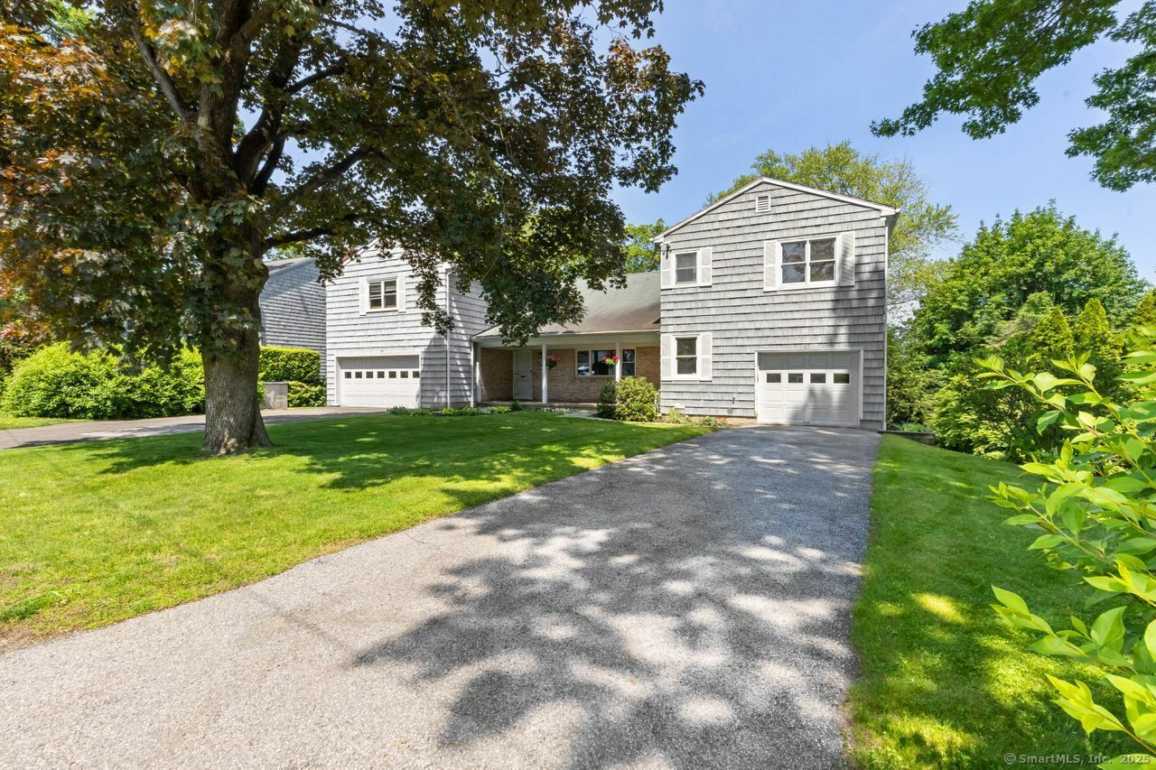 Property Photo: 29 Maplewood Drive CT 06807