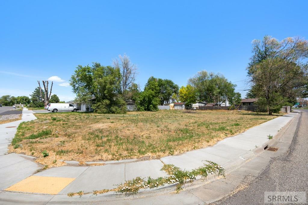Property Photo: 1512 Canyon Avenue ID 83402