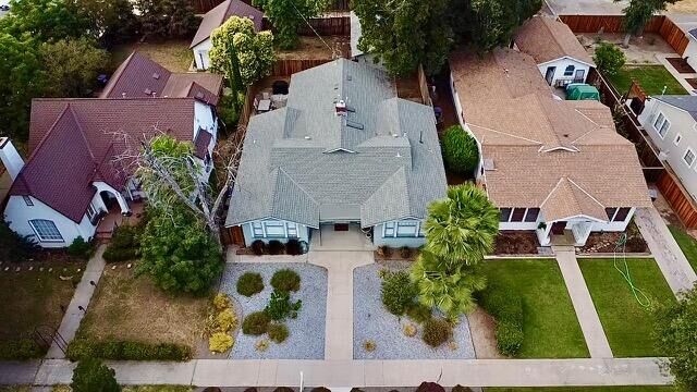 Property Photo:  526 W Myrtle Avenue  CA 93277