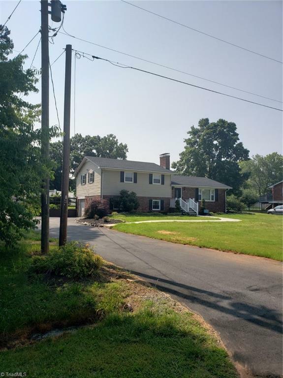 Property Photo: 5735 Phelps Circle NC 27105