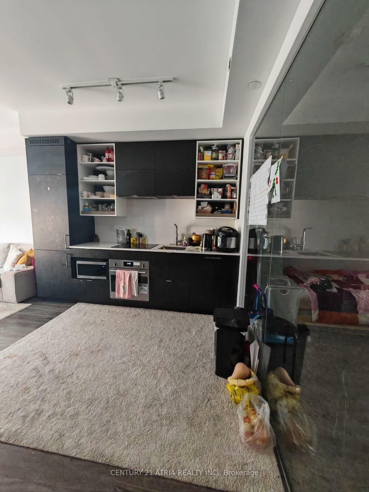 Property Photo: 20 Edward Street 1912 ON M5G 1C9