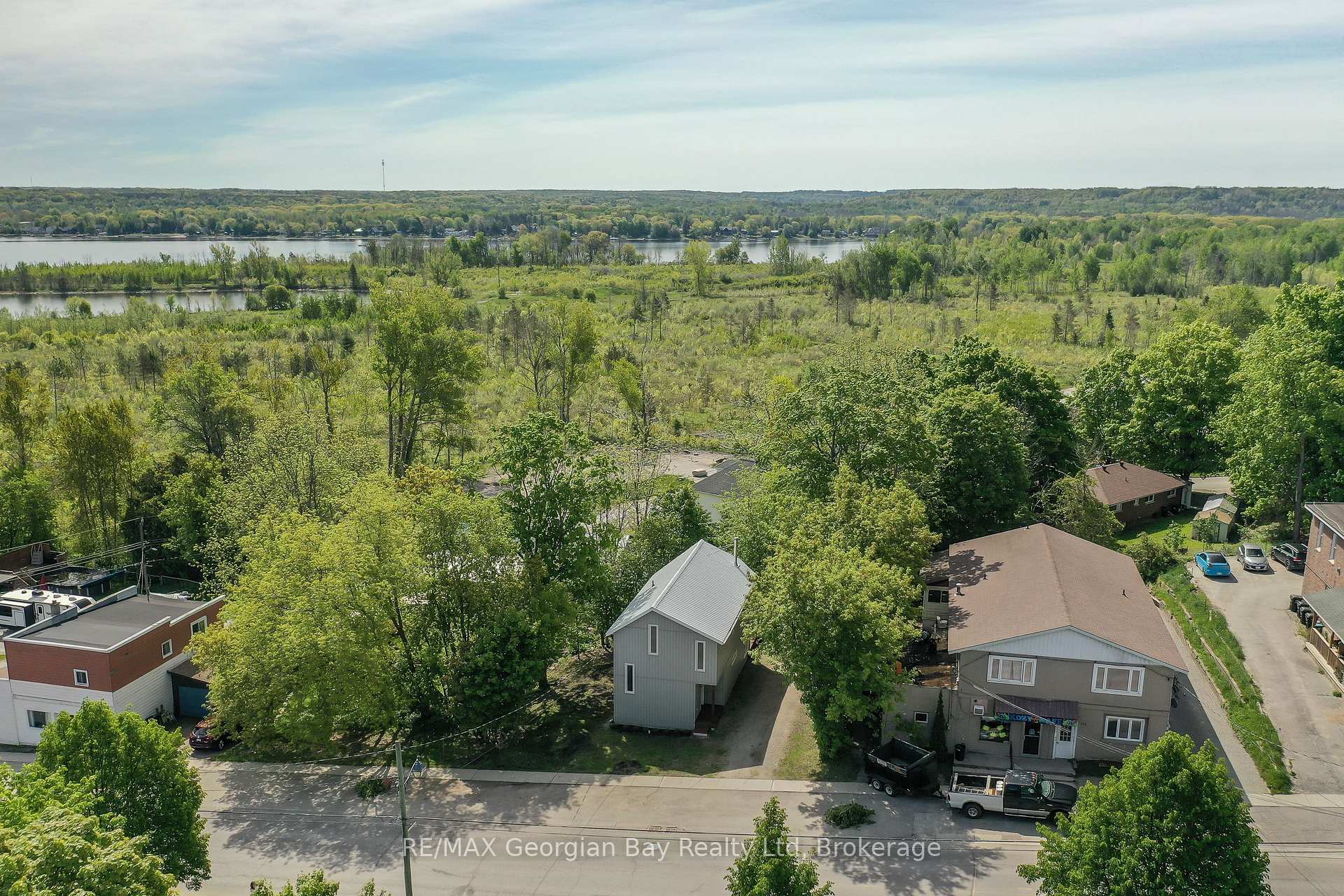 Property Photo: 415 Talbot Street ON L0K 1R0