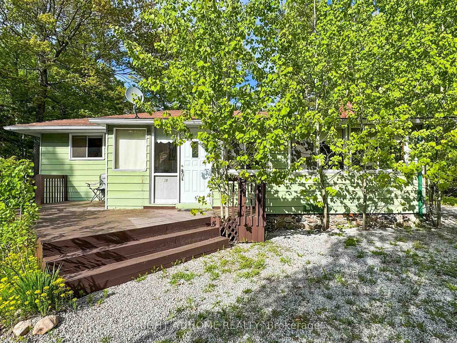 Photo de la propriété: 39 Rue Jules Leger Street ON L9M 0J2