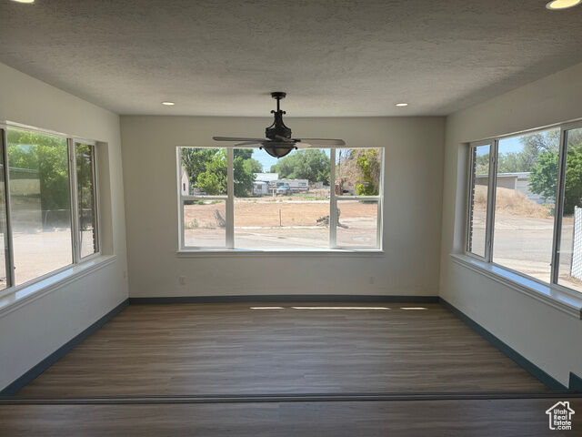 Property Photo: 559 E Harmston Ave UT 84066