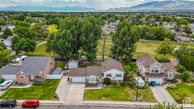 Property Photo: 497 W 2280 N UT 84043