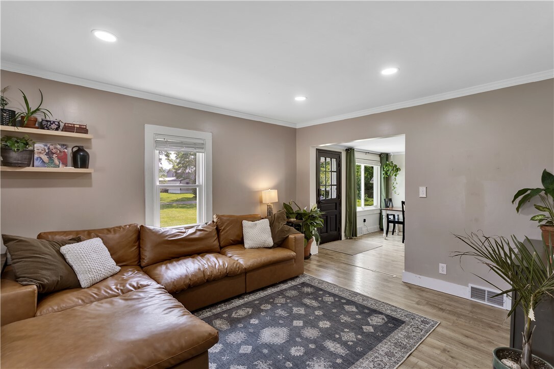 Property Photo: 169 Plum Way PA 16157
