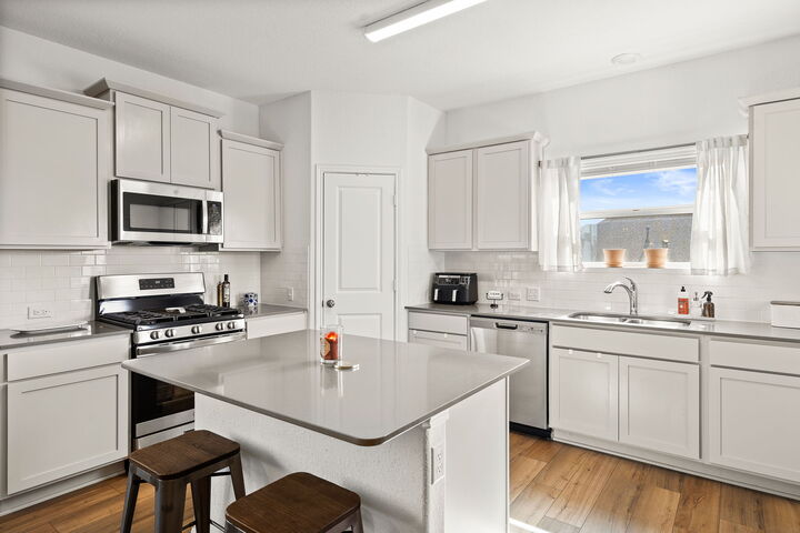Property Photo:  8015 Purple Aster Pass  TX 78645 