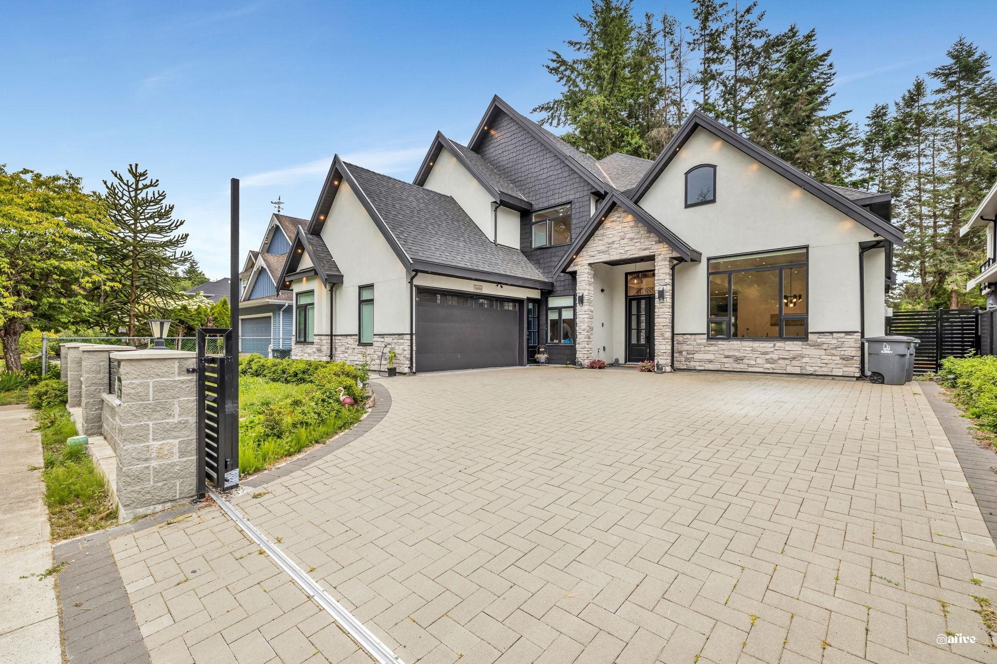 Property Photo: 14022 20A Avenue BC V4A 9S3