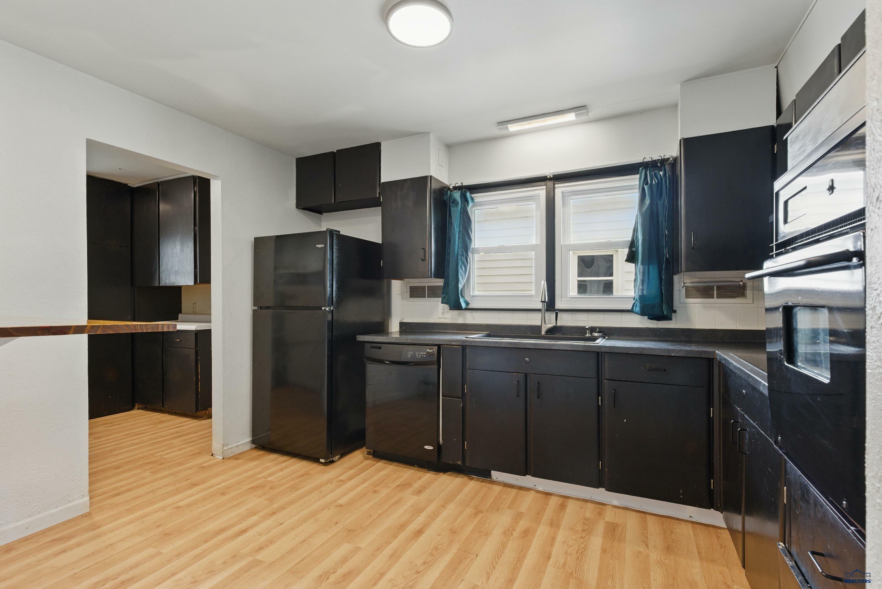 Property Photo: 39 Fairmont Blvd SD 57701