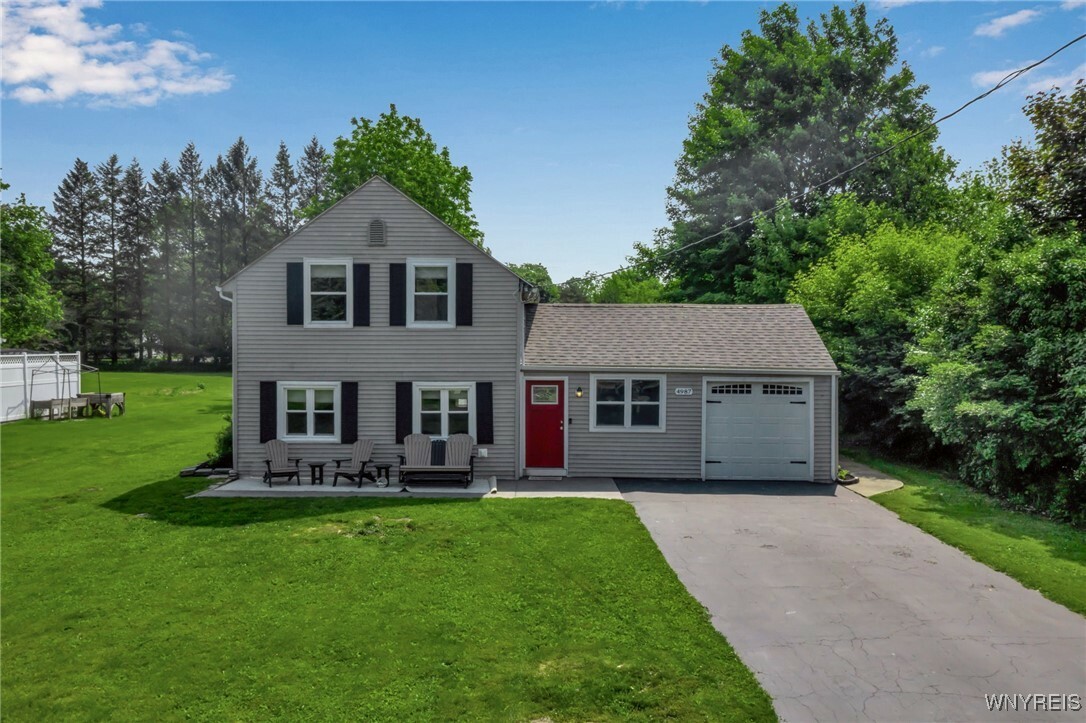 Property Photo: 4987 Kraus Rd NY 14031