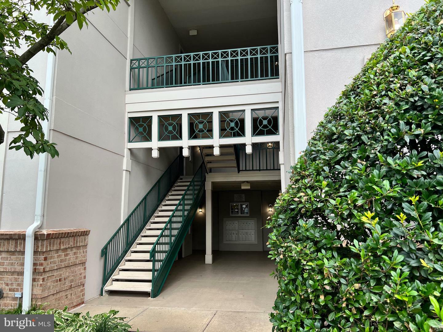 Property Photo:  12009 Taliesin Place 36  VA 20190 