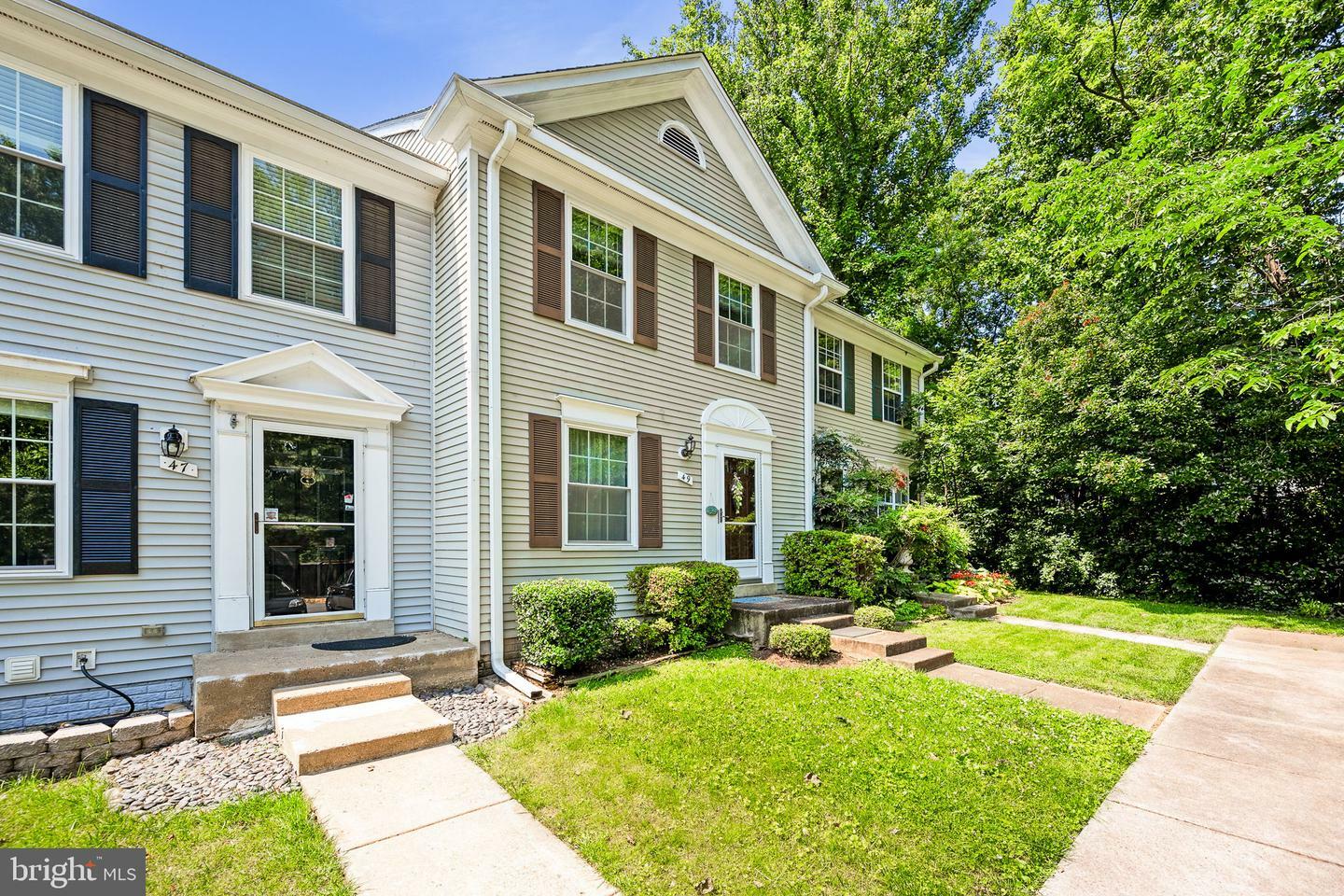 Property Photo: 49 Huntley Court VA 20165