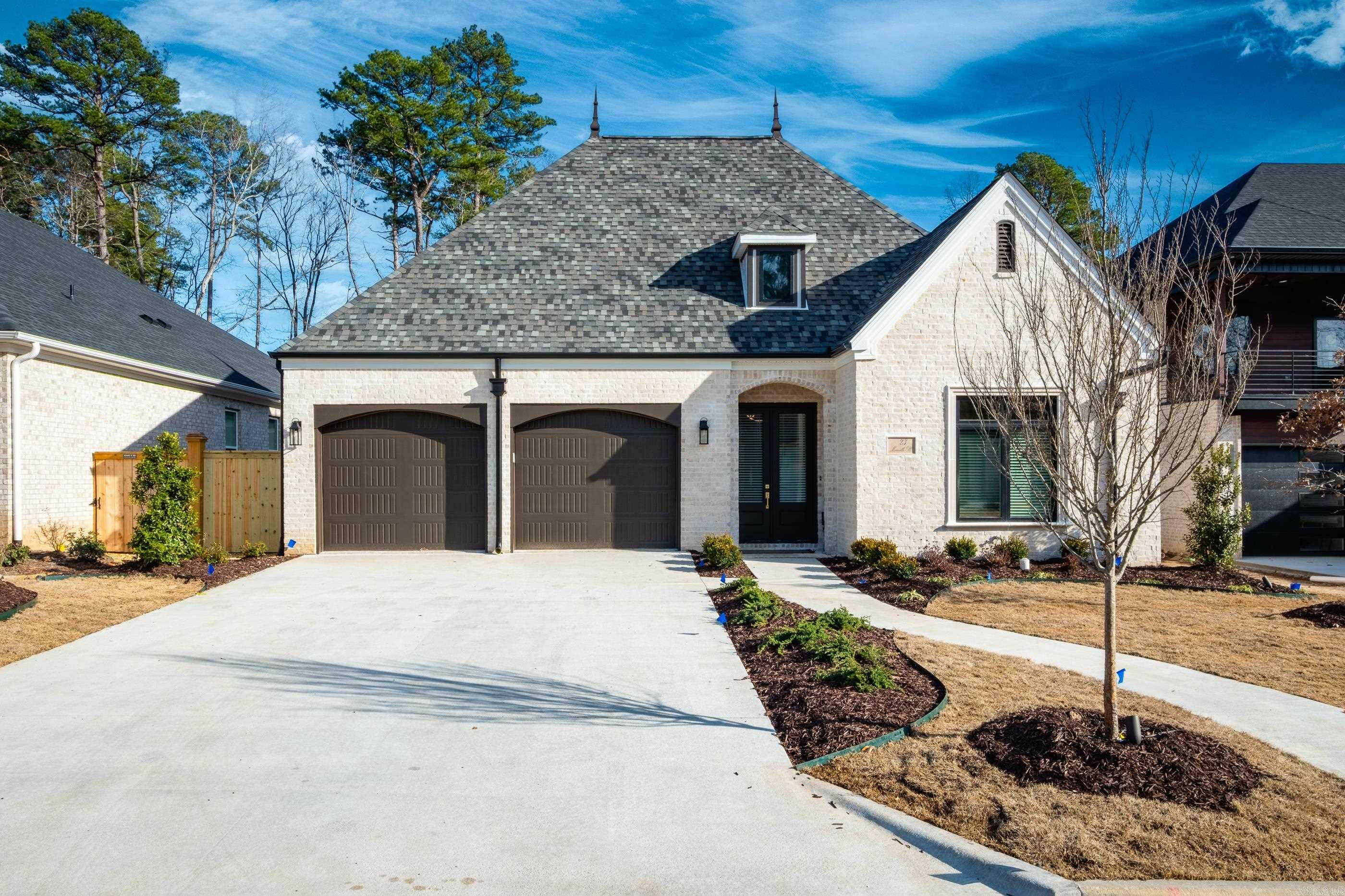 Property Photo: 23 Mereville Place AR 72223