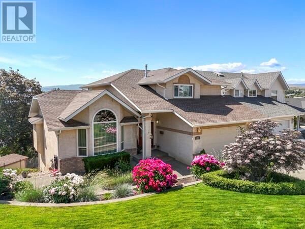 Property Photo:  865 Norview Road  BC V2B 7X3 