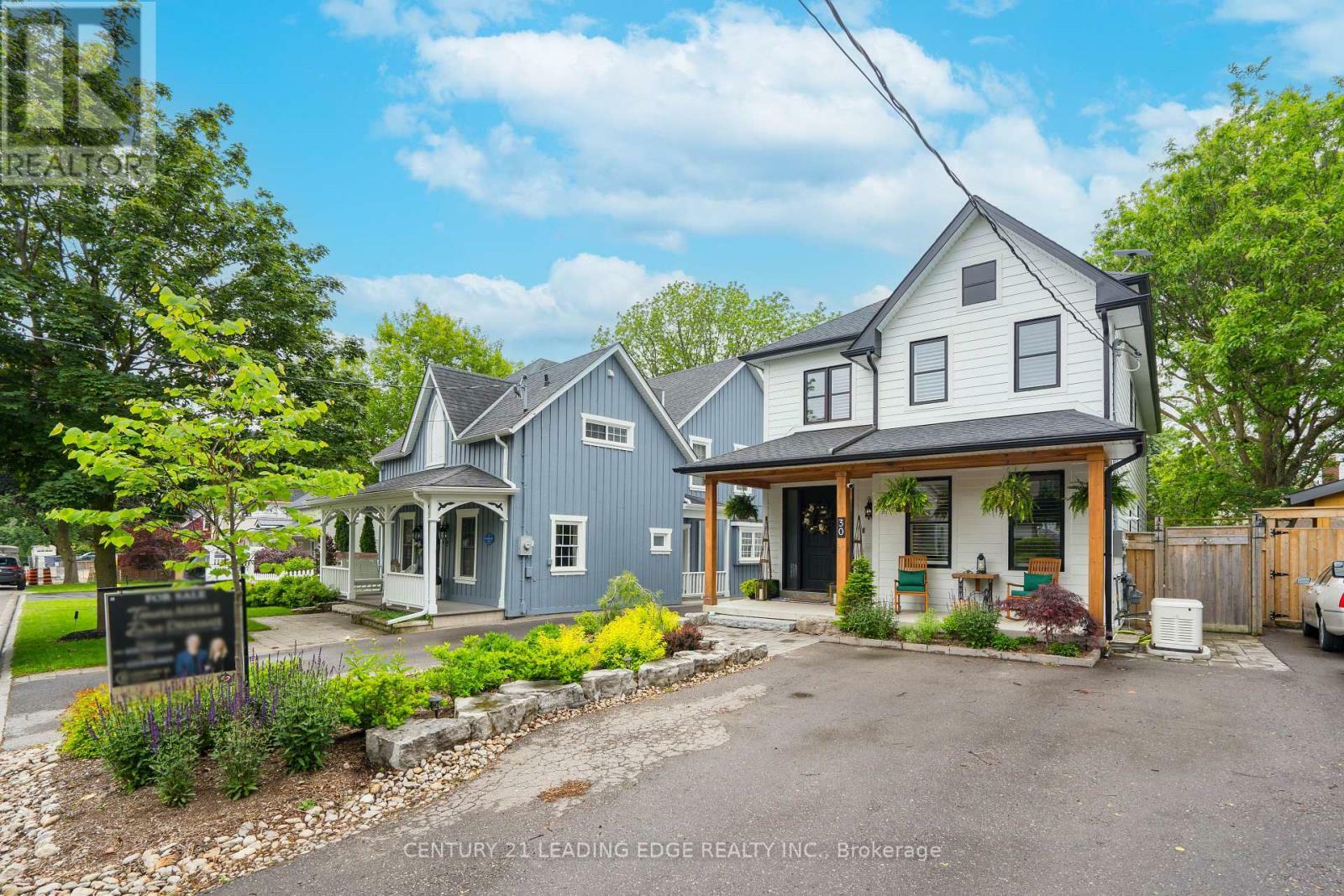 Property Photo: 30 Victoria Street ON L4A 3R7