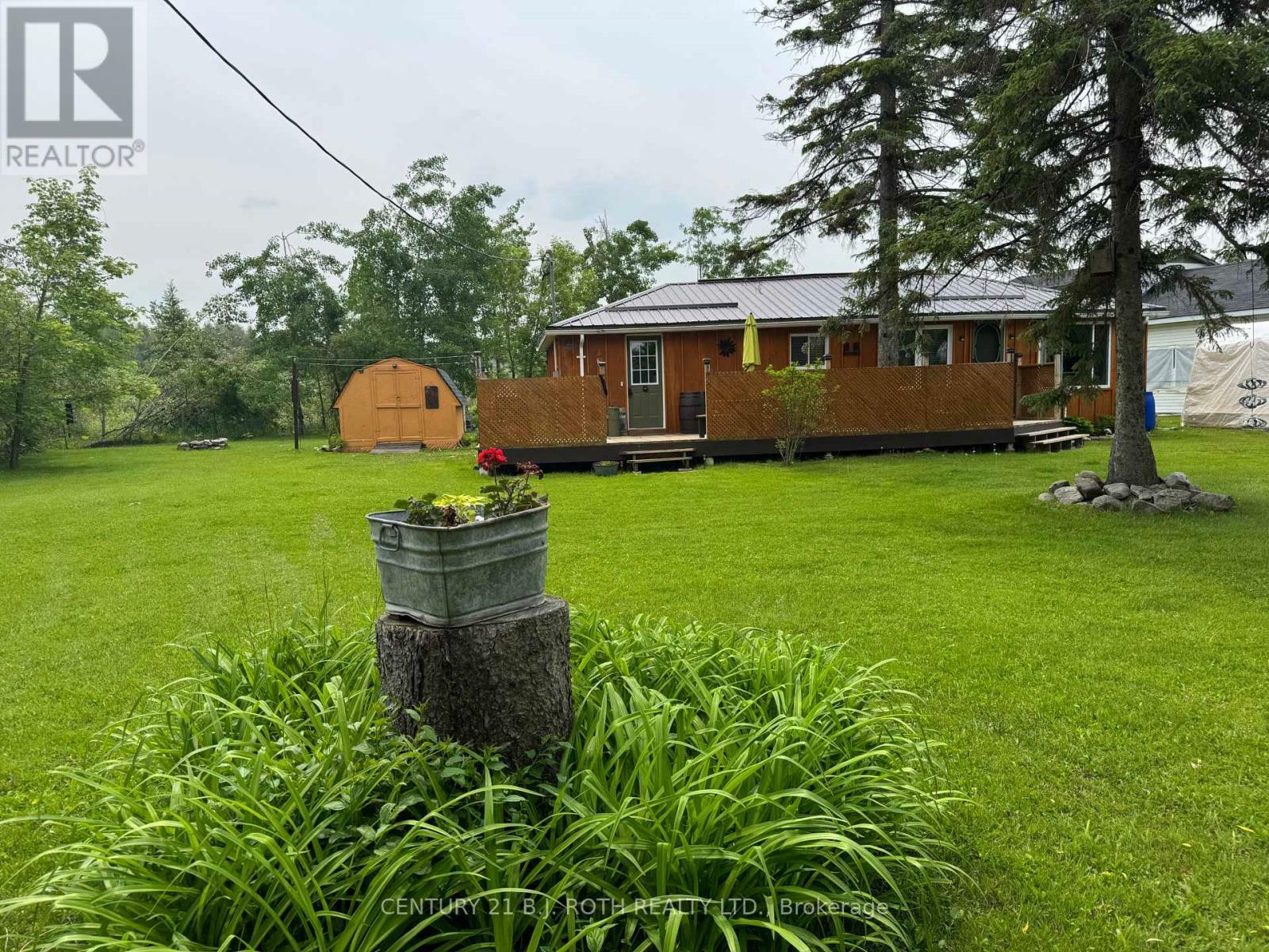 Property Photo: 68 Driftwood Shores Road ON K0M 2B0