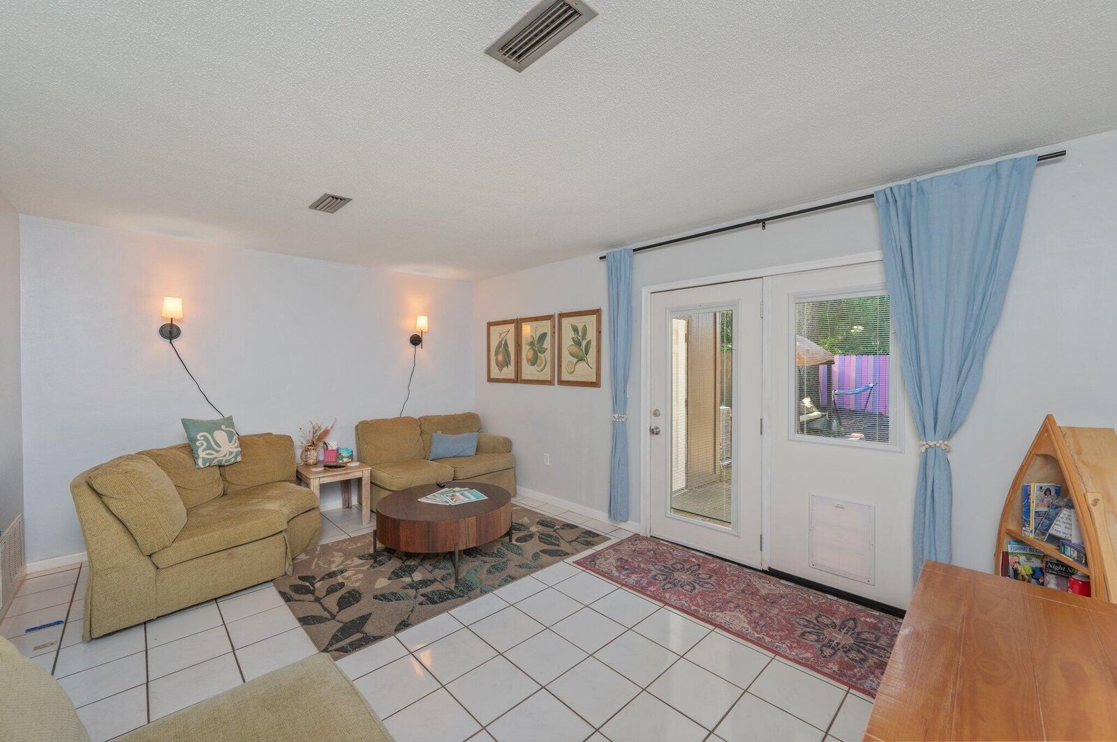 Property Photo: 208 3rd Street J FL 32548