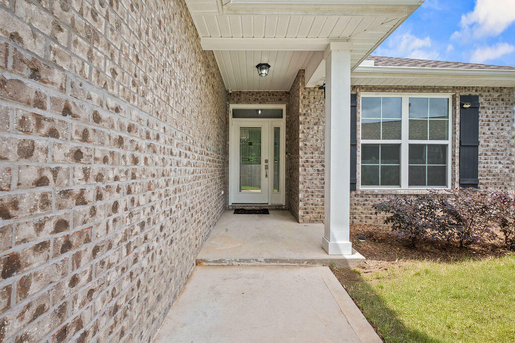 Property Photo: 2 Marty Ln Lane FL 32547