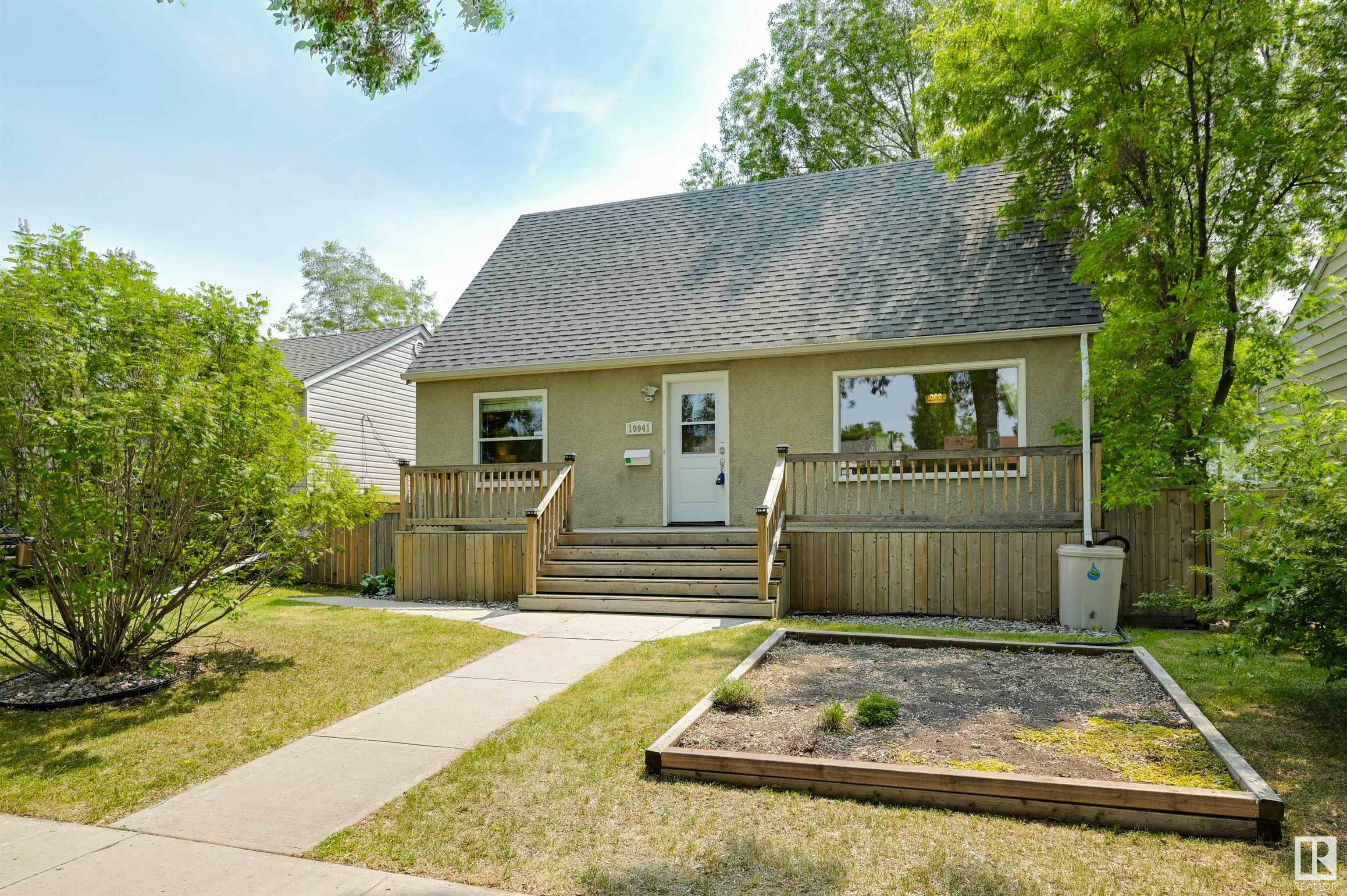 Property Photo: 10941 75 Avenue NW AB T6G 0G8
