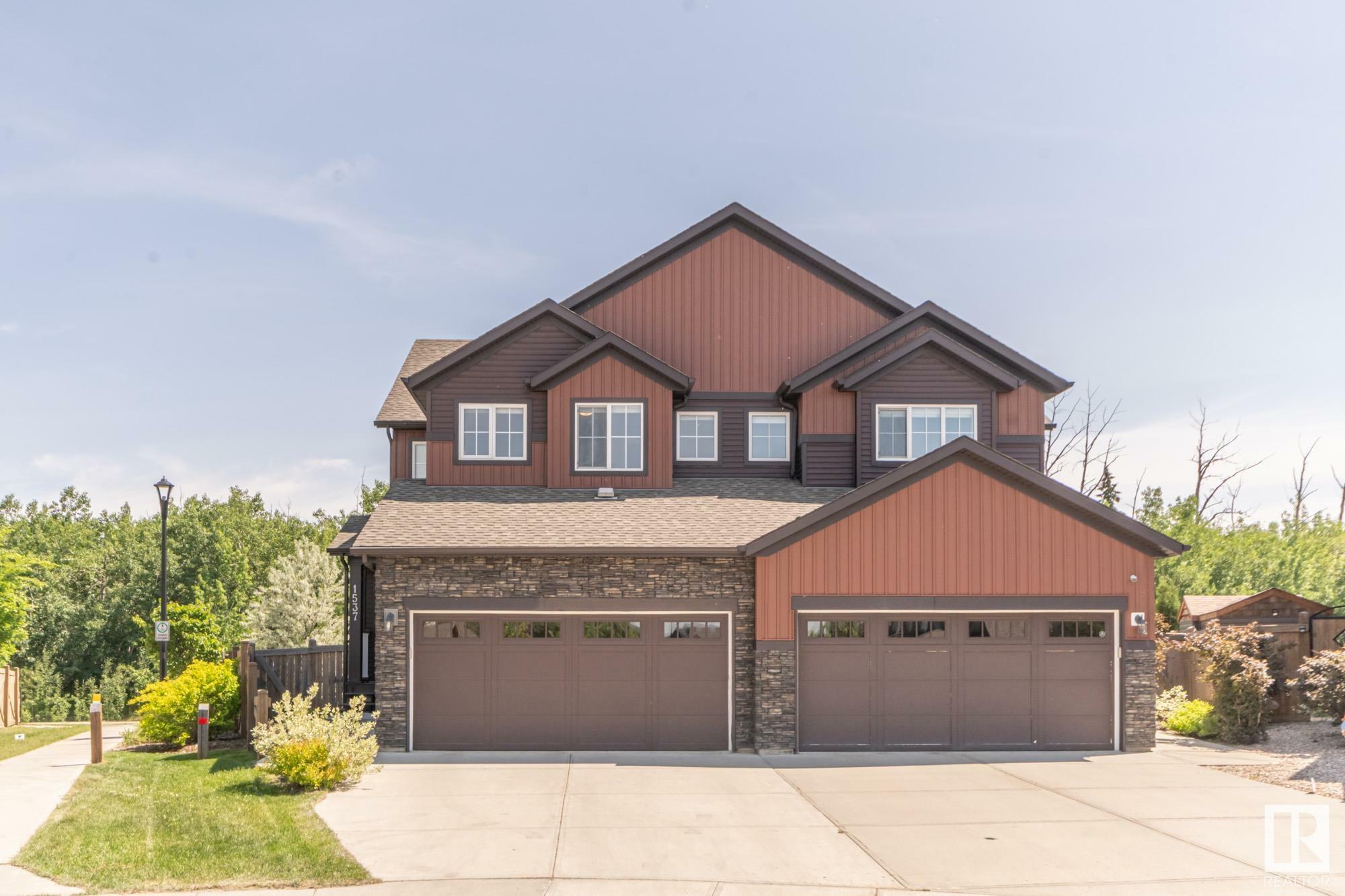 Property Photo: 1537 Graydon Hill SW AB T6W 3C7