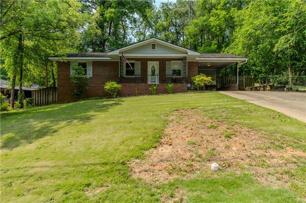 Property Photo: 707 29th Street AL 36867
