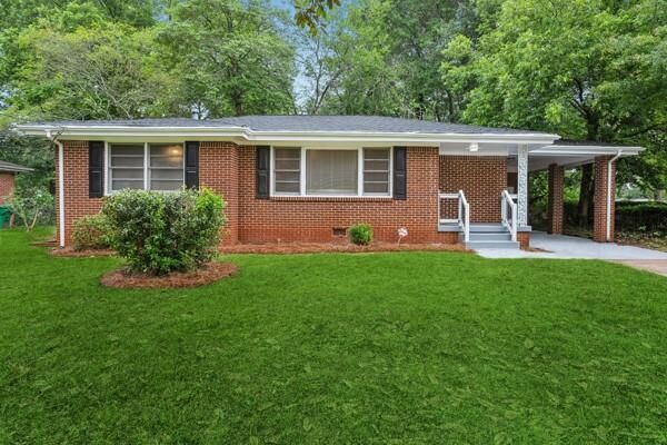Property Photo:  2858 Valley Ridge Drive  GA 30032 