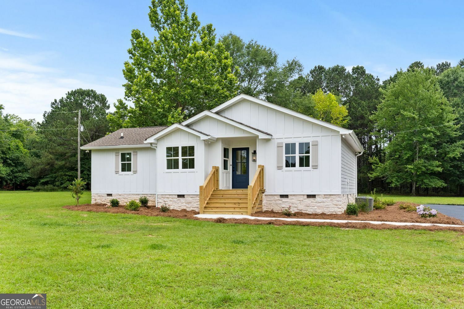Property Photo:  134 Mathews Road  GA 30257 