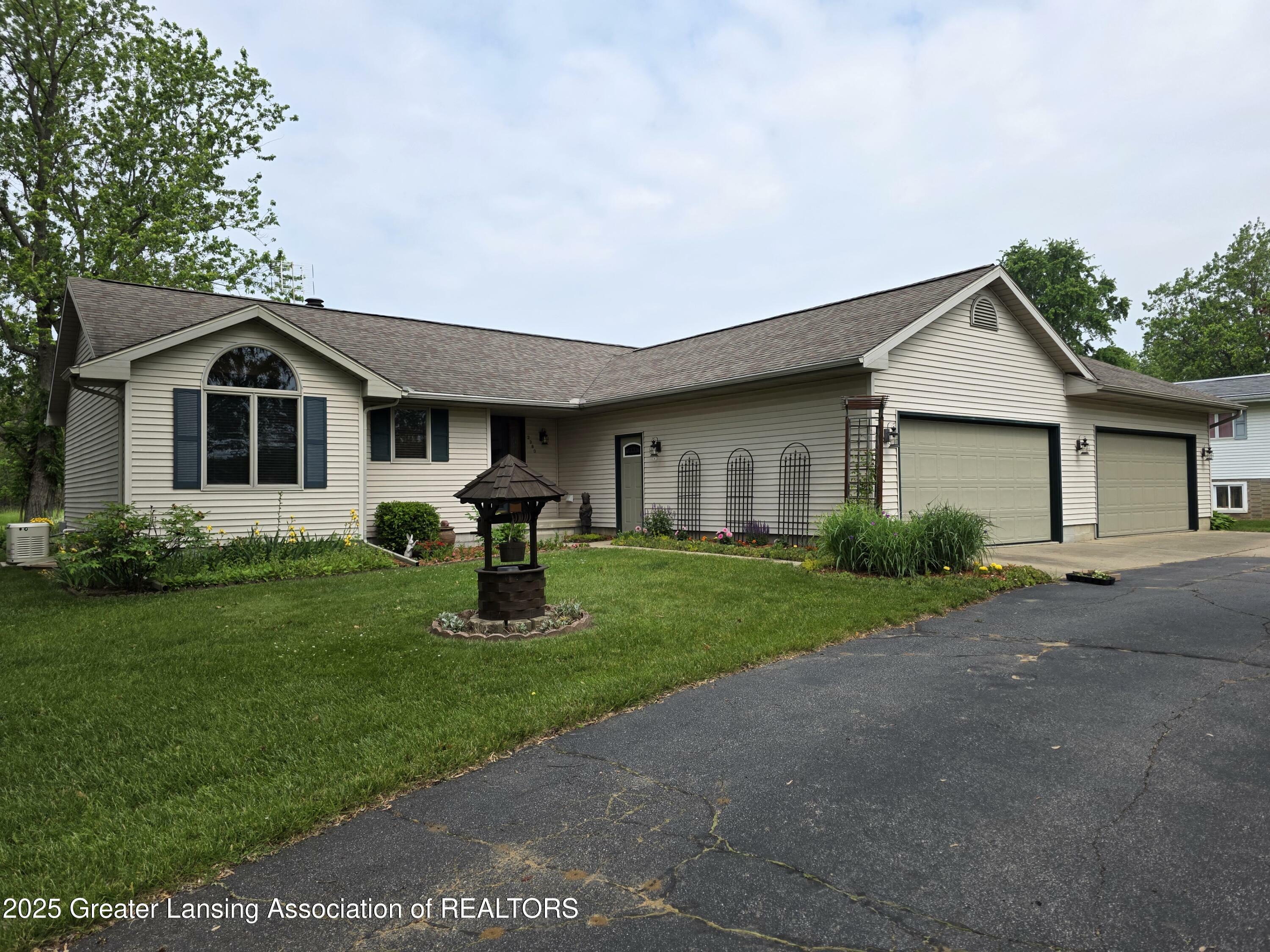 2380 S Waverly Road  Eaton Rapids MI 48827 photo