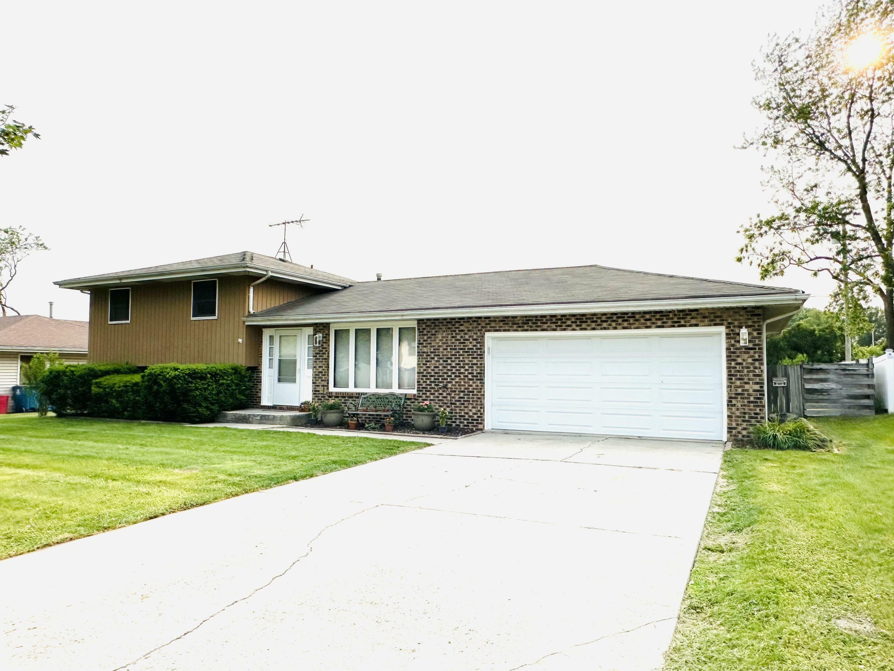 Property Photo:  9536 Roosevelt Place  IN 46307 