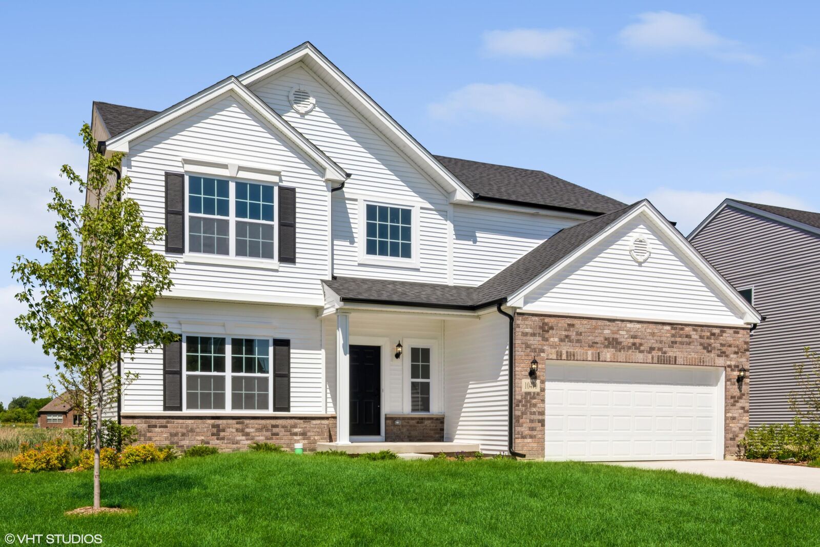 Property Photo:  2885 105th Avenue  IN 46307 