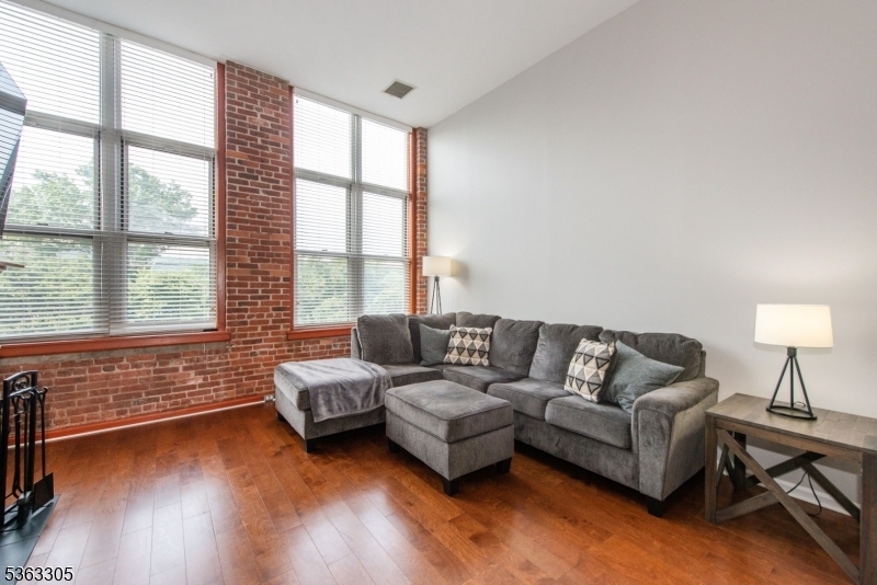 Property Photo:  260 Main St 318  NJ 07424 