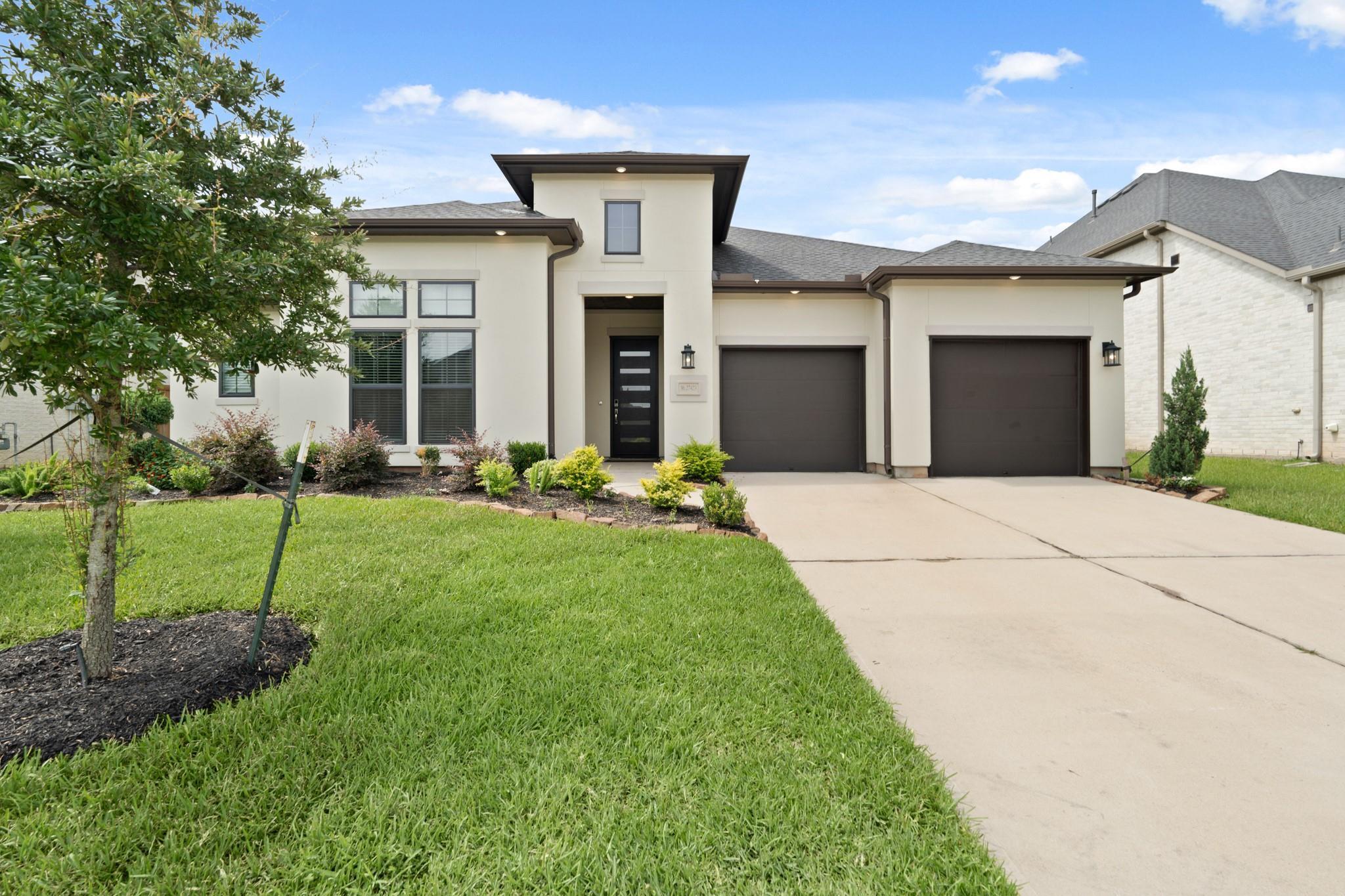 Property Photo: 27423 Parker Spring Court TX 77494
