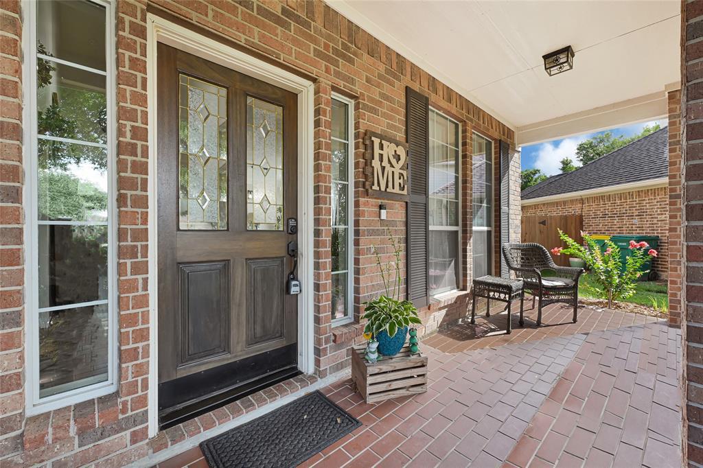 Property Photo: 1122 Carriage Court TX 77586