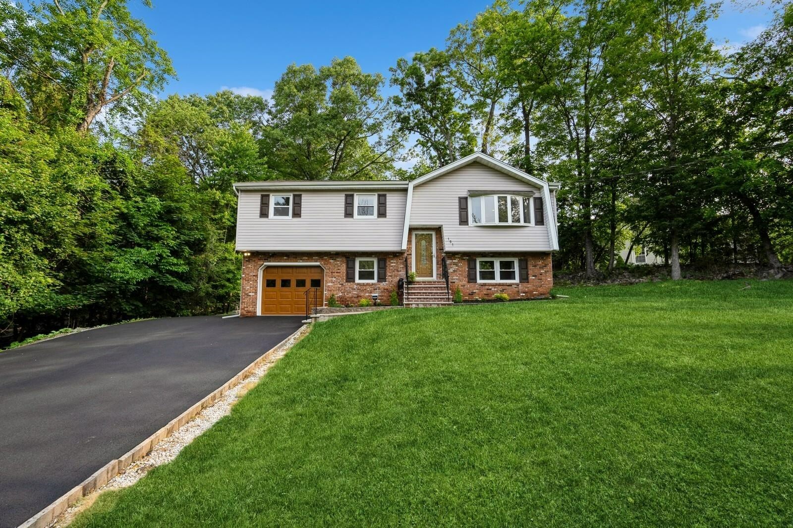 Property Photo: 151 Mount Pleasant Ave NJ 07801
