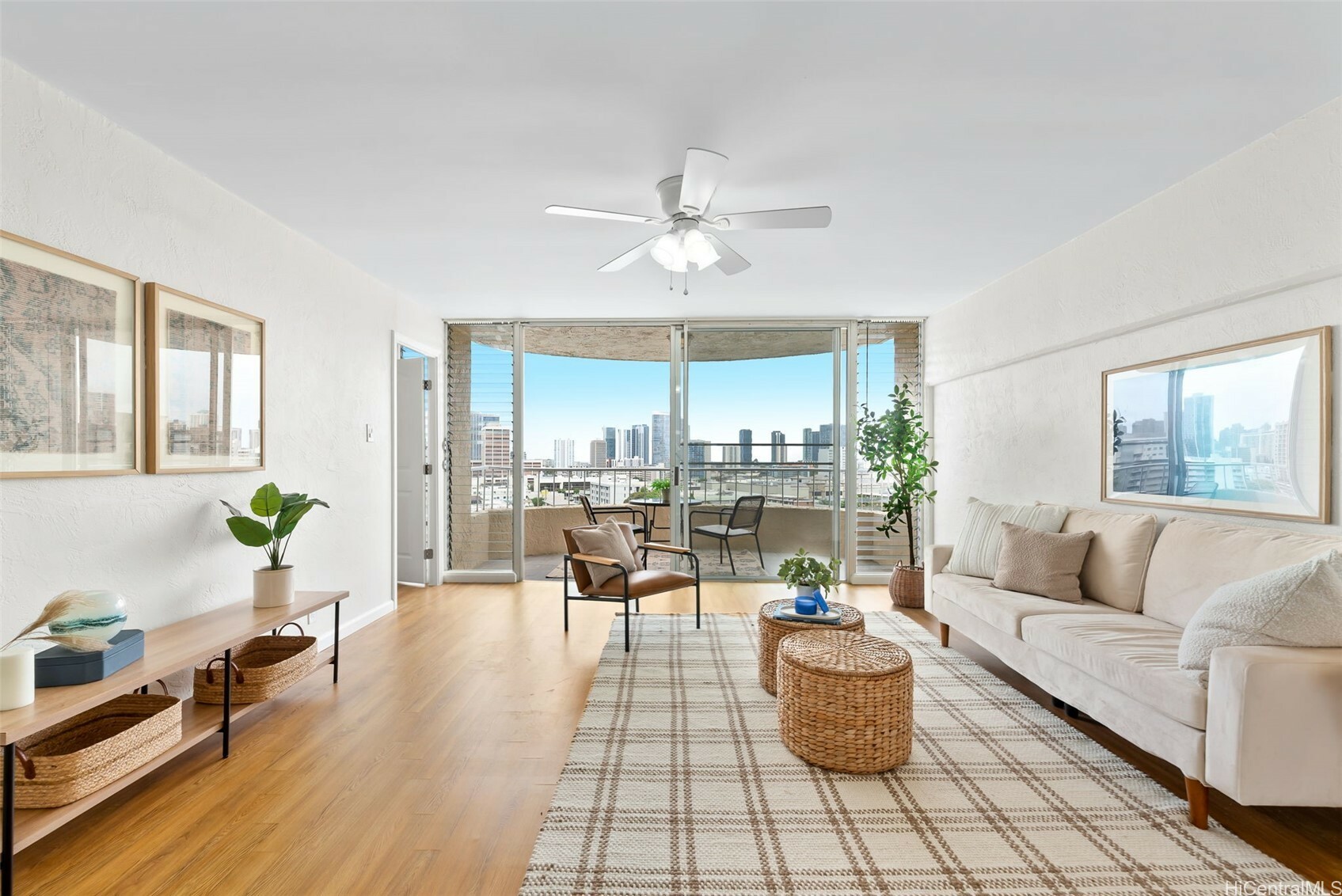 1447 Kewalo Street 905  Honolulu HI 96822 photo