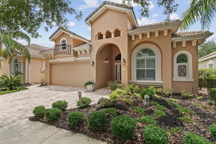 Property Photo:  16 Village View Way  FL 32137 